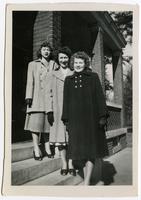 Jean Payne Rabie with two other women outside of the St. Leo's nurses' home