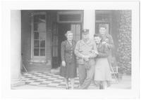 Shirley Van Brakle with army nurse and servicemen