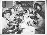 WACs dining in the mess hall